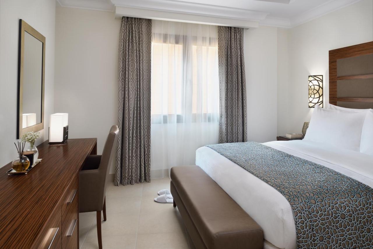 Marriott Executive Apartments Al Khobar Exterior photo A bedroom at the hotel
