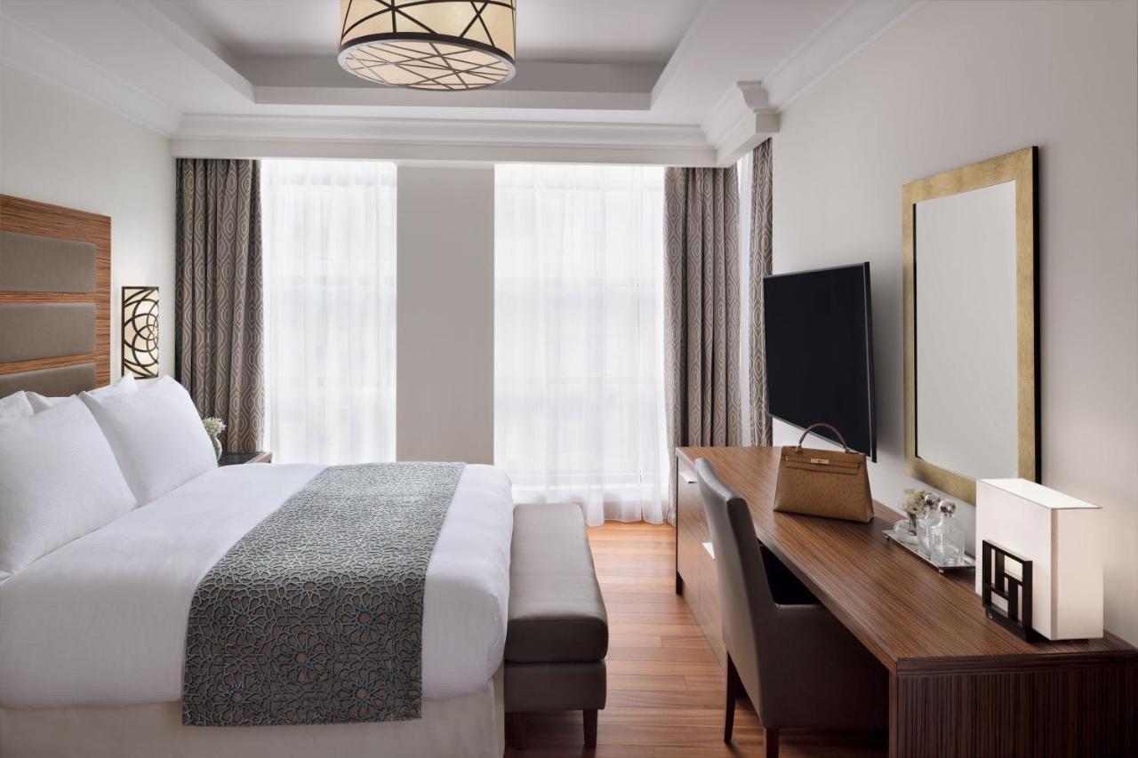 Marriott Executive Apartments Al Khobar Exterior photo A bedroom at the hotel