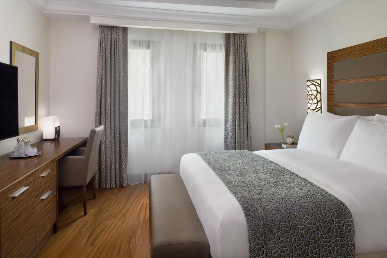 Marriott Executive Apartments Al Khobar Exterior photo A bedroom at the hotel
