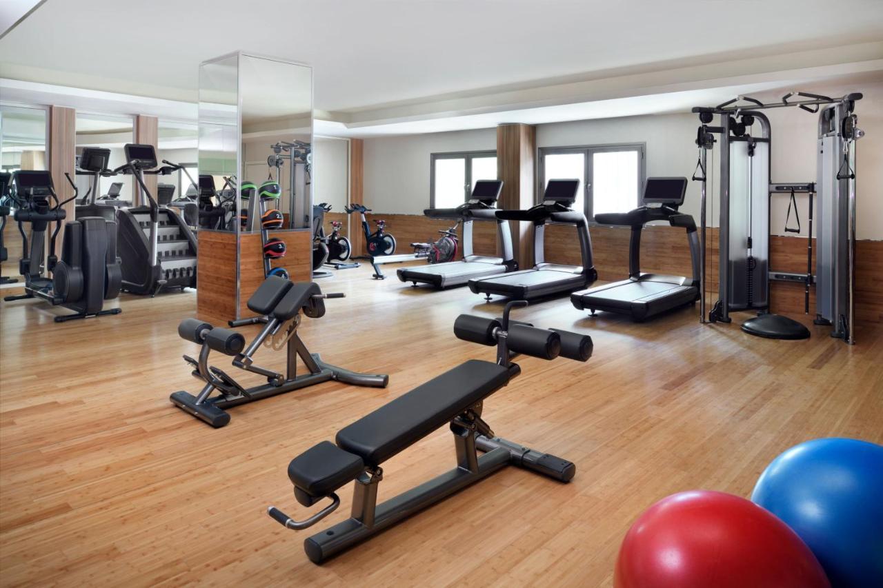 Marriott Executive Apartments Al Khobar Exterior photo A gym at a hotel